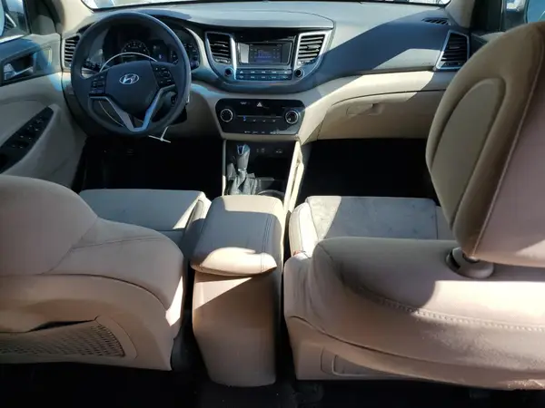 KM8J3CA45HU293649 2017 HYUNDAI TUCSON - Image 8