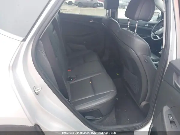 KM8J3CA45HU308036 2017 HYUNDAI TUCSON - Image 8