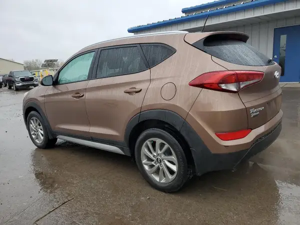 KM8J3CA45HU349802 2017 HYUNDAI TUCSON - Image 2