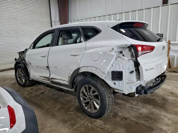 KM8J3CA45HU367443 2017 HYUNDAI TUCSON - Image 2