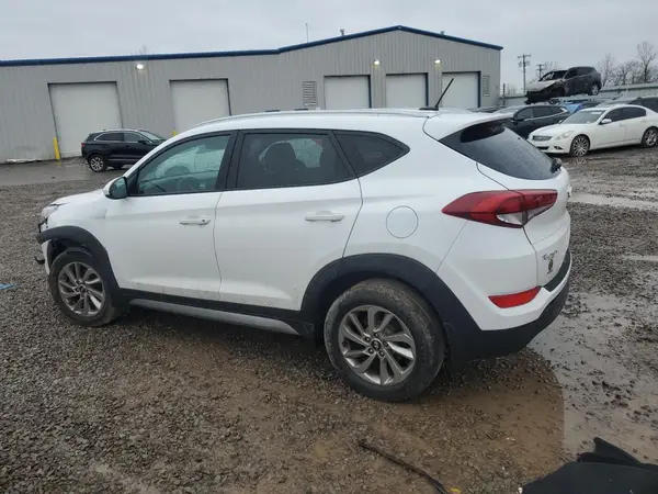 KM8J3CA45HU369385 2017 HYUNDAI TUCSON - Image 2