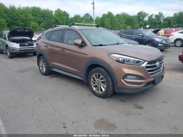 KM8J3CA45HU397168 2017 HYUNDAI TUCSON - Image 1