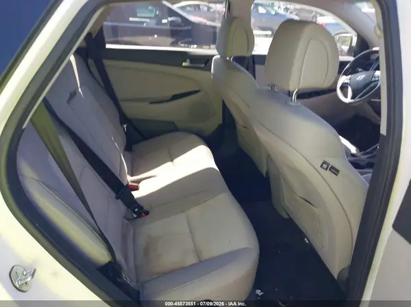 KM8J3CA45HU398627 2017 HYUNDAI TUCSON - Image 8