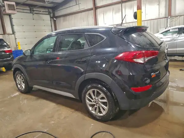 KM8J3CA45HU401736 2017 HYUNDAI TUCSON - Image 2