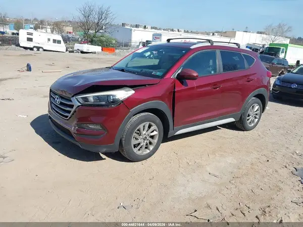 KM8J3CA45HU414292 2017 HYUNDAI TUCSON - Image 2
