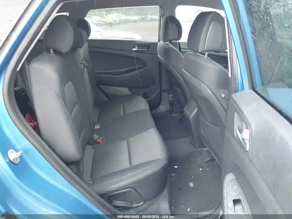 KM8J3CA45HU420657 2017 HYUNDAI TUCSON - Image 8
