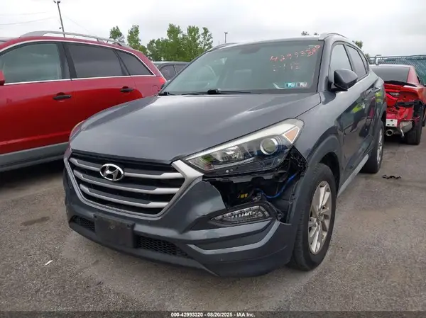 KM8J3CA45HU428712 2017 HYUNDAI TUCSON - Image 2