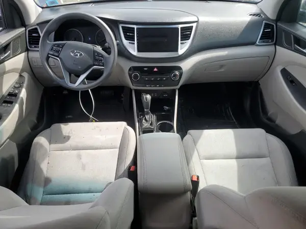 KM8J3CA45HU437622 2017 HYUNDAI TUCSON - Image 8