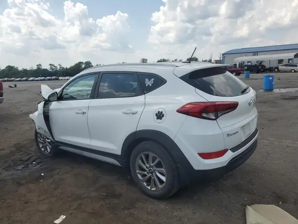 KM8J3CA45HU439869 2017 HYUNDAI TUCSON - Image 2