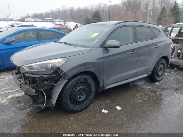 KM8J3CA45HU451651 2017 HYUNDAI TUCSON - Image 2