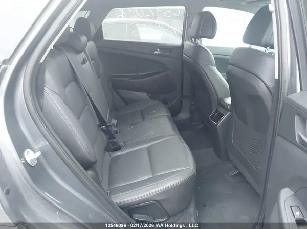 KM8J3CA45HU451651 2017 HYUNDAI TUCSON - Image 8