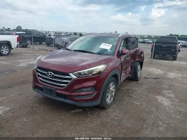 KM8J3CA45HU456459 2017 HYUNDAI TUCSON - Image 2