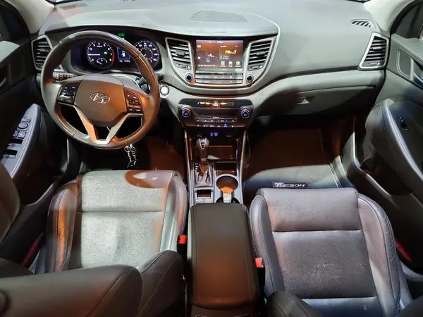KM8J3CA45HU460706 2017 HYUNDAI TUCSON - Image 8