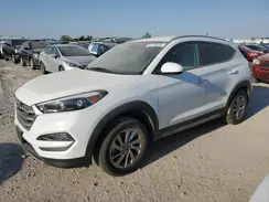 KM8J3CA45HU475495 2017 HYUNDAI TUCSON