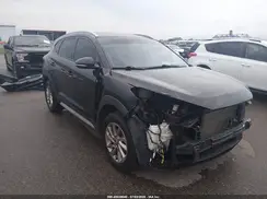 KM8J3CA45HU479403 2017 HYUNDAI TUCSON