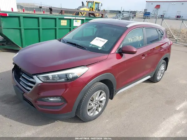 KM8J3CA45HU481054 2017 HYUNDAI TUCSON - Image 2