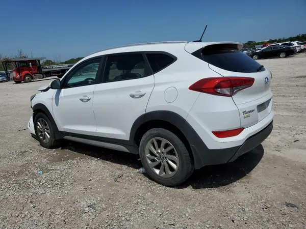 KM8J3CA45HU484357 2017 HYUNDAI TUCSON - Image 2
