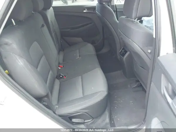KM8J3CA45HU488523 2017 HYUNDAI TUCSON - Image 8