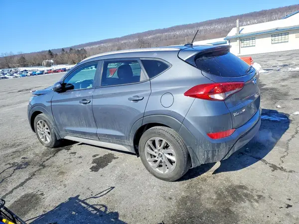 KM8J3CA45HU491891 2017 HYUNDAI TUCSON - Image 2