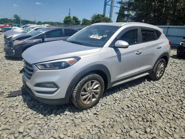 KM8J3CA45HU546579 2017 HYUNDAI TUCSON - Image 1