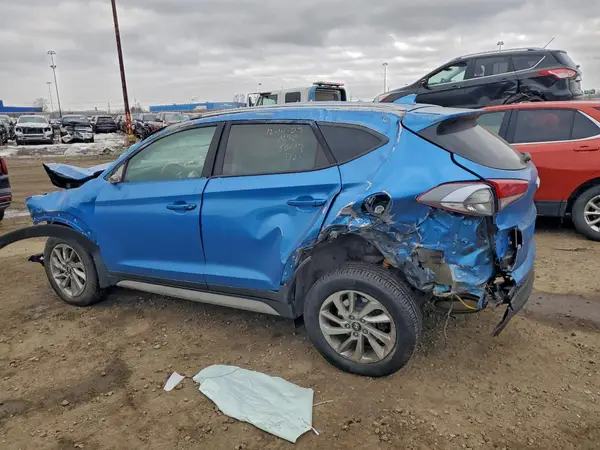 KM8J3CA45HU548543 2017 HYUNDAI TUCSON - Image 2