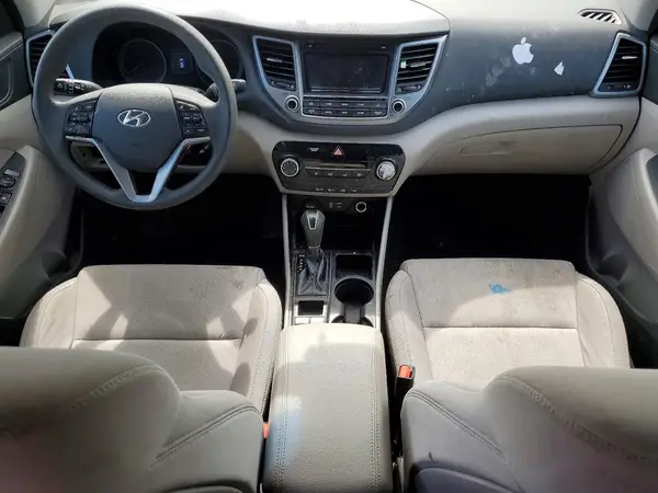 KM8J3CA45HU551491 2017 HYUNDAI TUCSON - Image 8