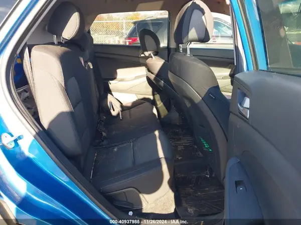 KM8J3CA45JU604485 2018 HYUNDAI TUCSON - Image 8