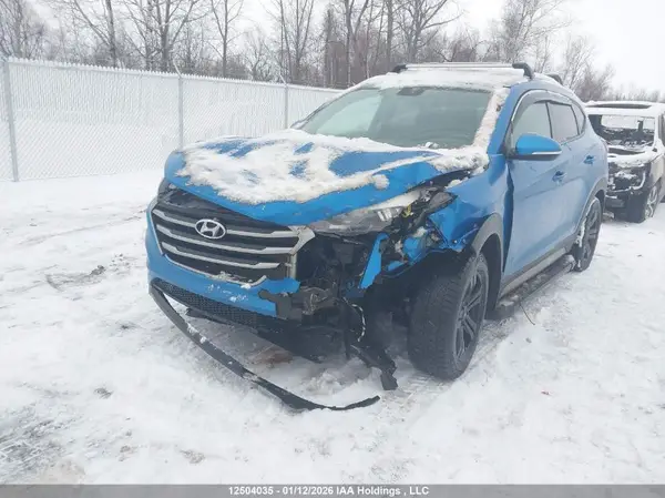KM8J3CA45JU645618 2018 HYUNDAI TUCSON - Image 2
