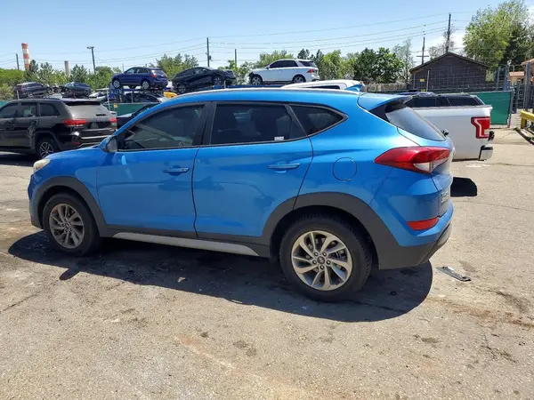KM8J3CA45JU656814 2018 HYUNDAI TUCSON - Image 2