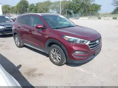 KM8J3CA45JU659096 2018 HYUNDAI TUCSON
