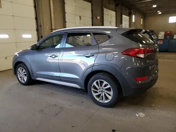 KM8J3CA45JU669191 2018 HYUNDAI TUCSON - Image 2