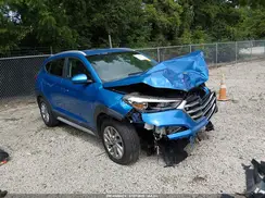 KM8J3CA45JU699761 2018 HYUNDAI TUCSON
