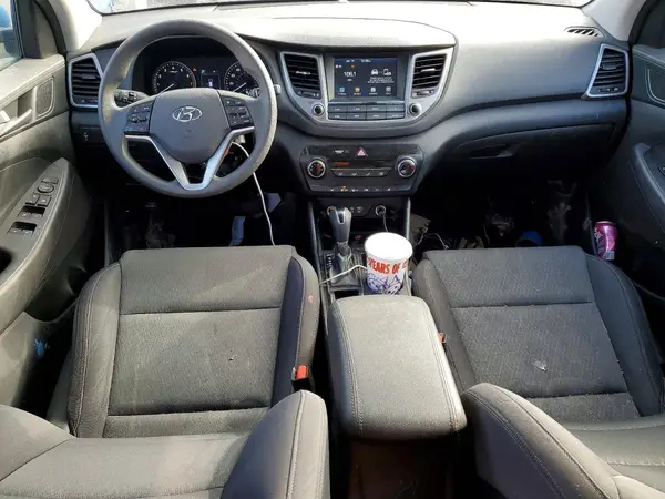 KM8J3CA45JU705106 2018 HYUNDAI TUCSON - Image 8