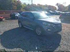 KM8J3CA45JU707552 2018 HYUNDAI TUCSON