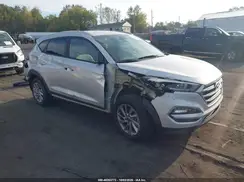 KM8J3CA45JU710760 2018 HYUNDAI TUCSON