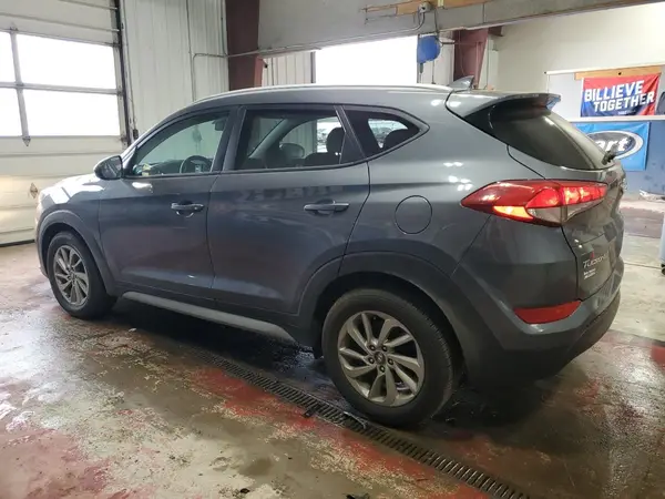 KM8J3CA45JU718096 2018 HYUNDAI TUCSON - Image 2