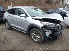 KM8J3CA45JU722634 2018 HYUNDAI TUCSON