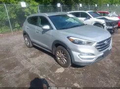 KM8J3CA45JU726148 2018 HYUNDAI TUCSON