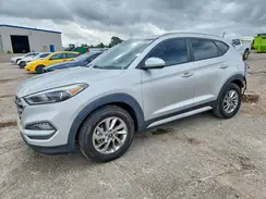 KM8J3CA45JU736615 2018 HYUNDAI TUCSON