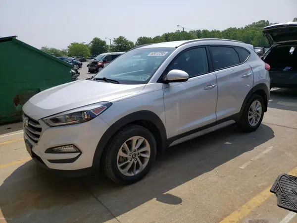KM8J3CA45JU739935 2018 HYUNDAI TUCSON - Image 1