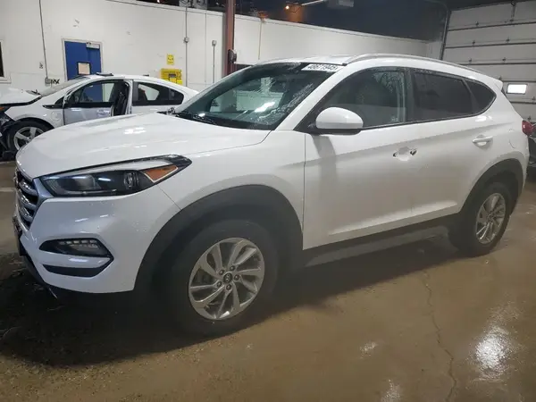 KM8J3CA45JU748246 2018 HYUNDAI TUCSON - Image 1