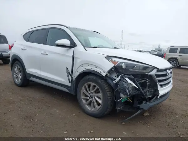 KM8J3CA45JU758419 2018 HYUNDAI TUCSON - Image 1