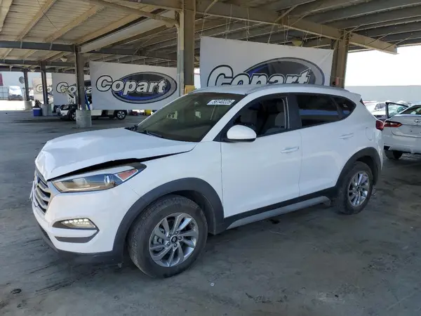 KM8J3CA45JU764933 2018 HYUNDAI TUCSON - Image 1