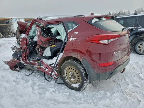 KM8J3CA45JU772255 2018 HYUNDAI TUCSON - Image 2