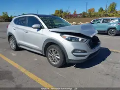 KM8J3CA45JU830560 2018 HYUNDAI TUCSON