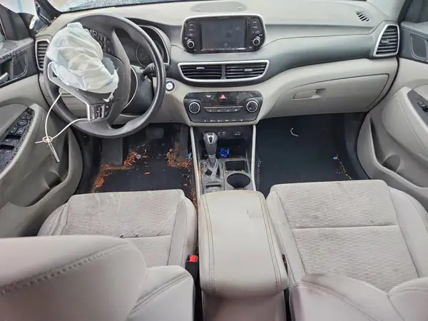 KM8J3CA45KU007371 2019 HYUNDAI TUCSON - Image 8