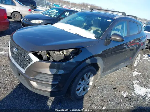 KM8J3CA45KU012411 2019 HYUNDAI TUCSON - Image 2