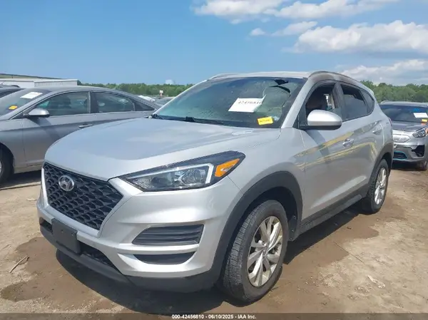 KM8J3CA45KU028298 2019 HYUNDAI TUCSON - Image 2