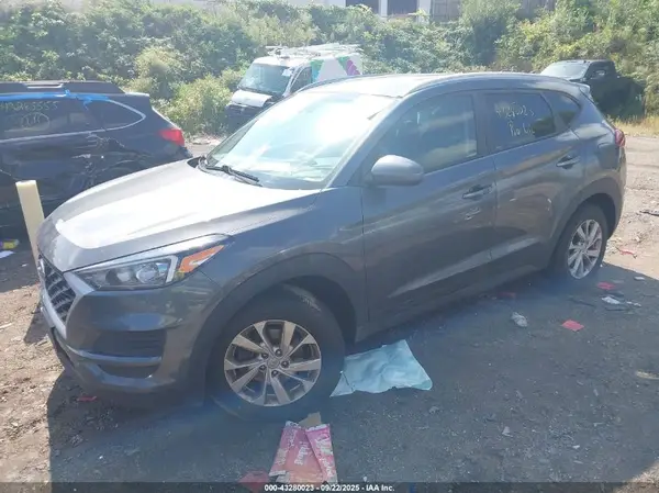 KM8J3CA45KU057252 2019 HYUNDAI TUCSON - Image 2
