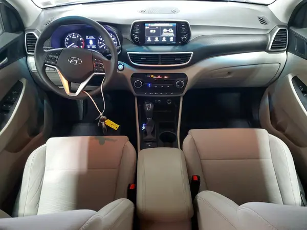 KM8J3CA45KU066307 2019 HYUNDAI TUCSON - Image 8